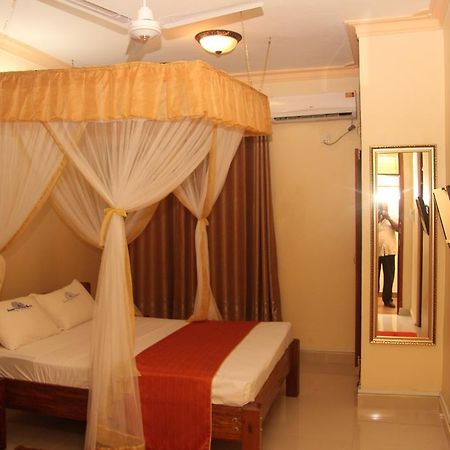 Jambo Travellers Hotel Mtwapa Luaran gambar