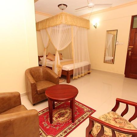 Jambo Travellers Hotel Mtwapa Luaran gambar