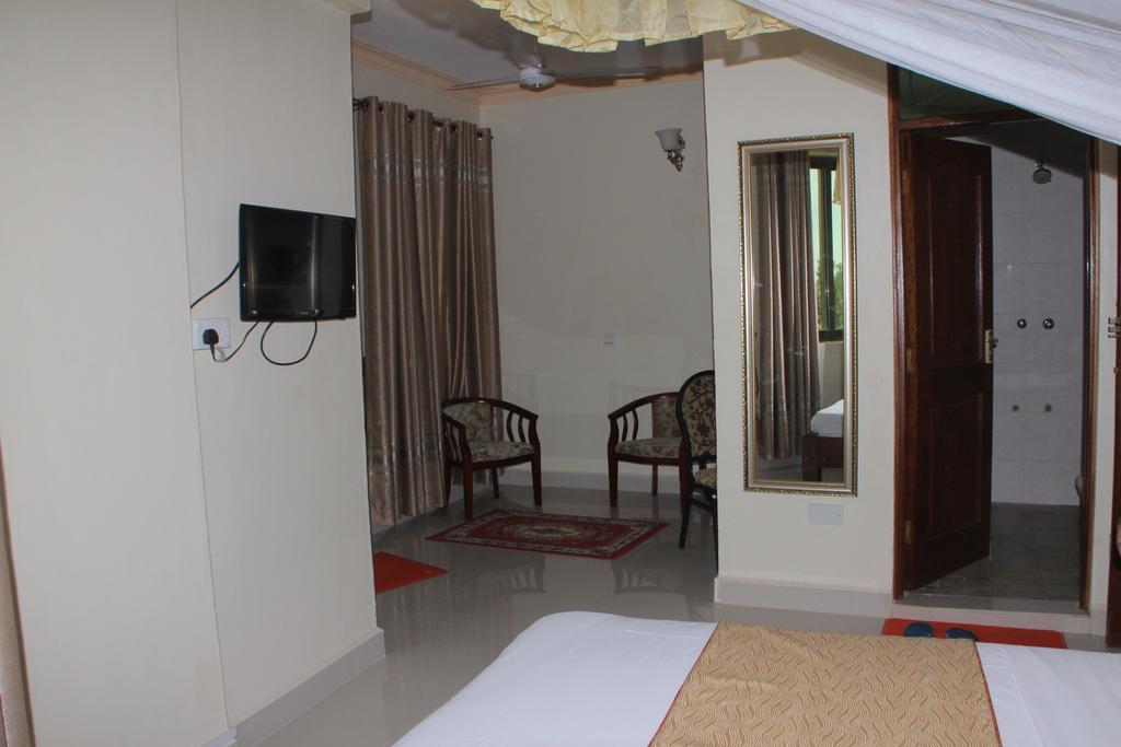 Jambo Travellers Hotel Mtwapa Luaran gambar