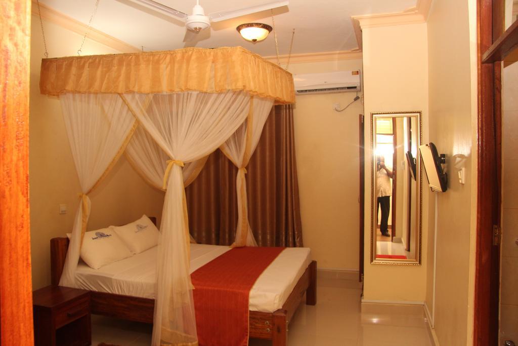 Jambo Travellers Hotel Mtwapa Luaran gambar