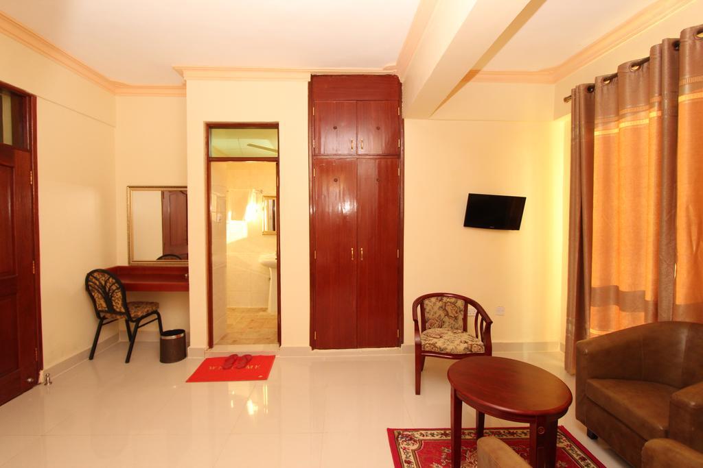 Jambo Travellers Hotel Mtwapa Luaran gambar