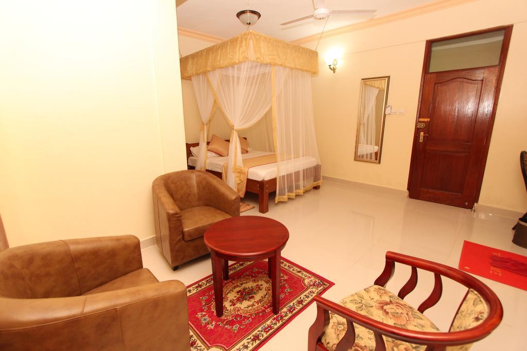 Jambo Travellers Hotel Mtwapa Luaran gambar